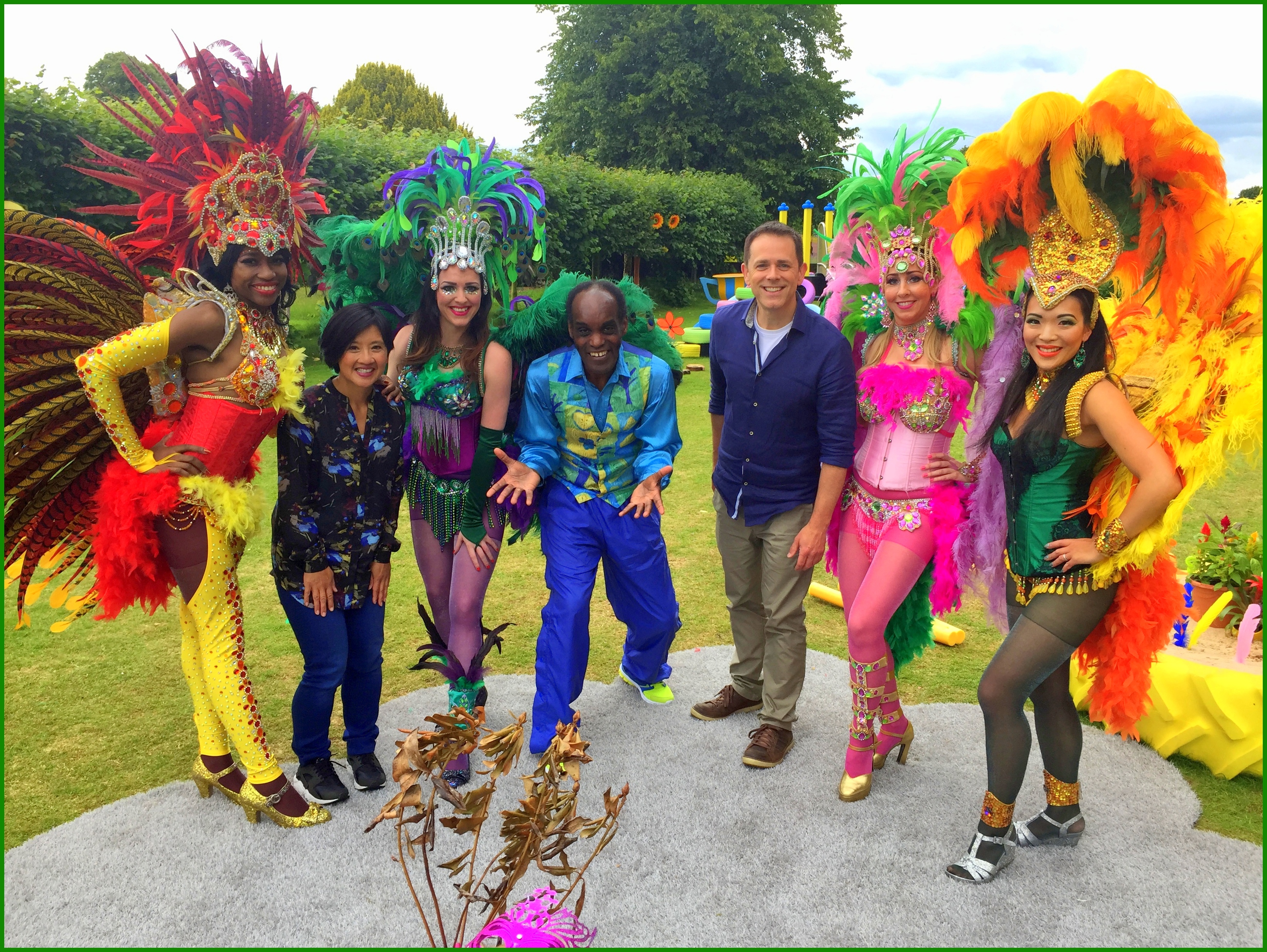dublin parade samba dancers dublin parade samba dancers